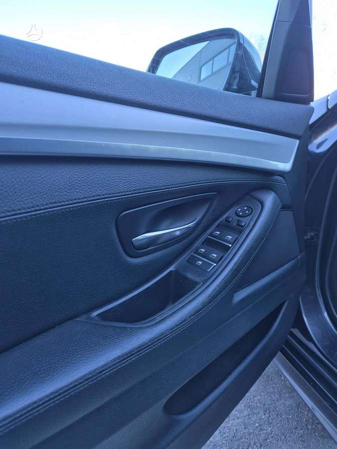 BMW 525, 2.0 l., Универсал
