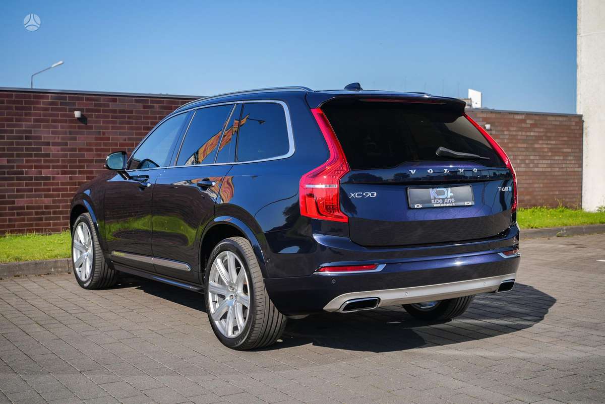 Volvo XC90 - 7