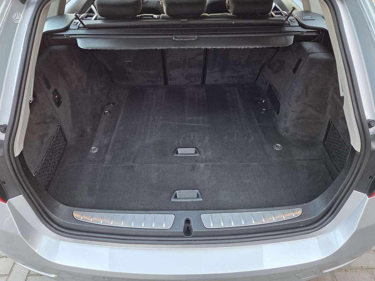 BMW 318, 2.0 l., wagon