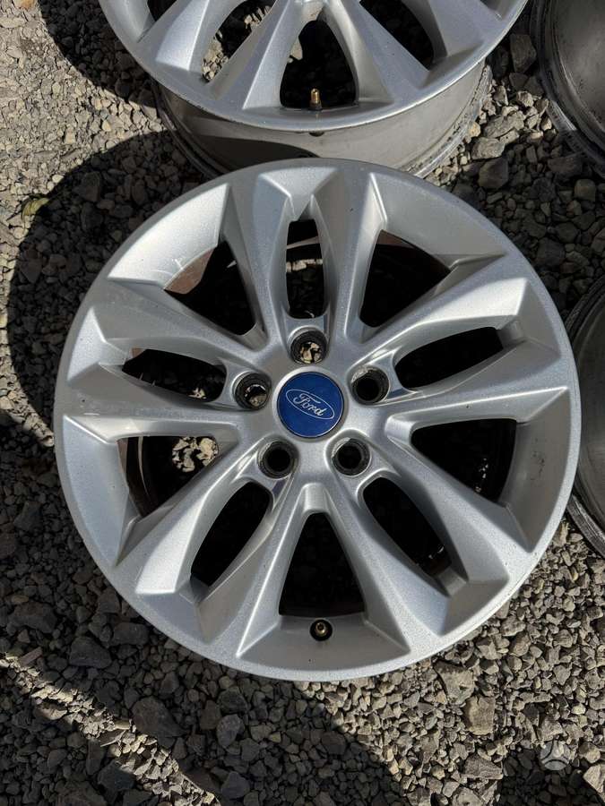 Ford, lengvojo lydinio, R16