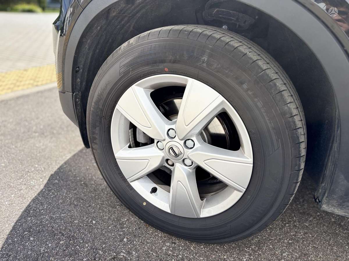 Volvo XC40, 2.0 l., Внедорожник / Кроссовер