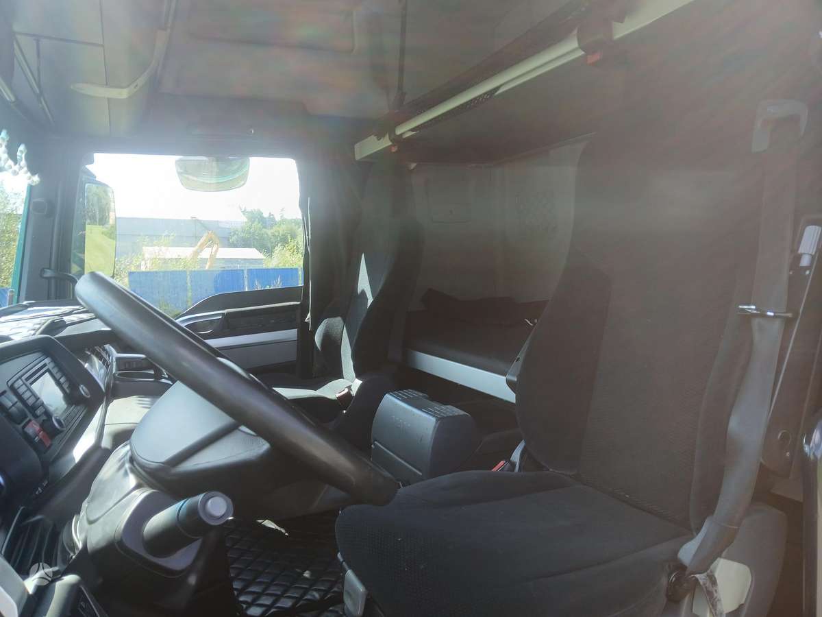 MAN TGX 18.440, double sleeper