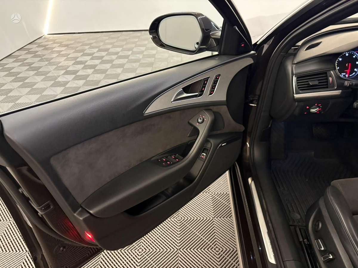 Audi A6 allroad, 3.0 l., Универсал