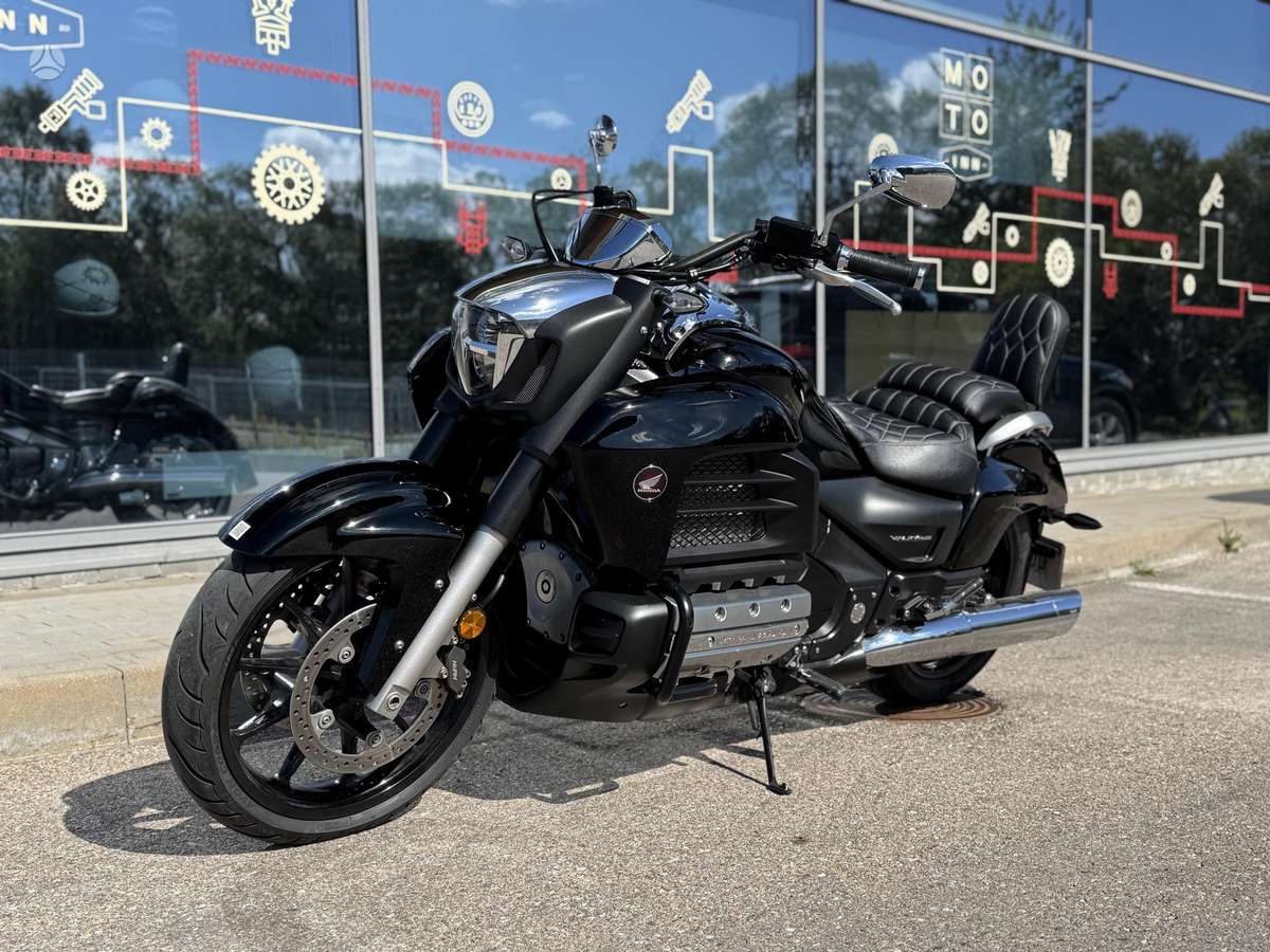 Honda Valkyrie 1832cc, чопперы / круизеры / custom