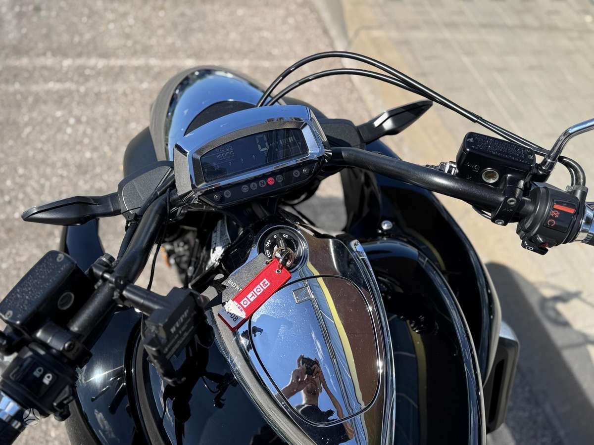 Honda Valkyrie 1832cc, чопперы / круизеры / custom