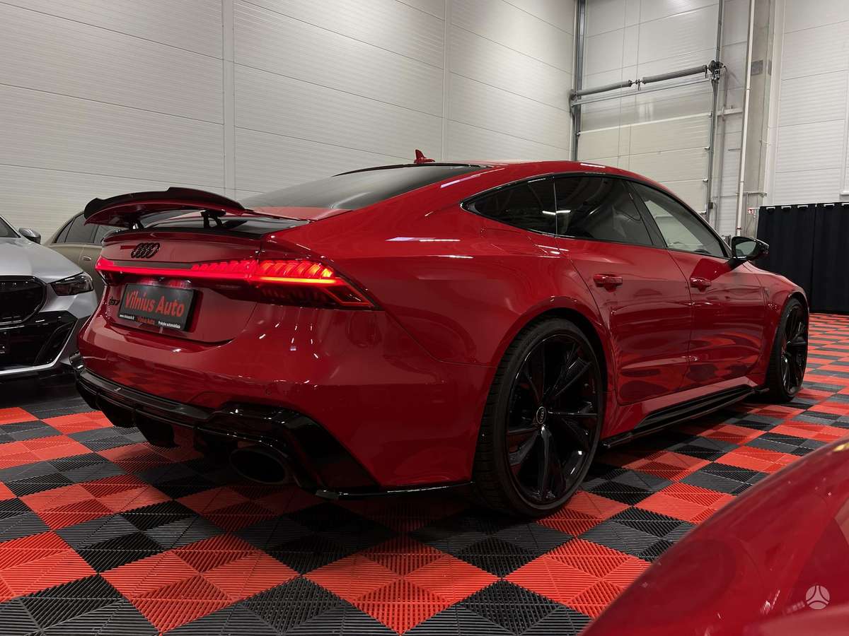 Audi RS 7, 4.0 l., Хэтчбек