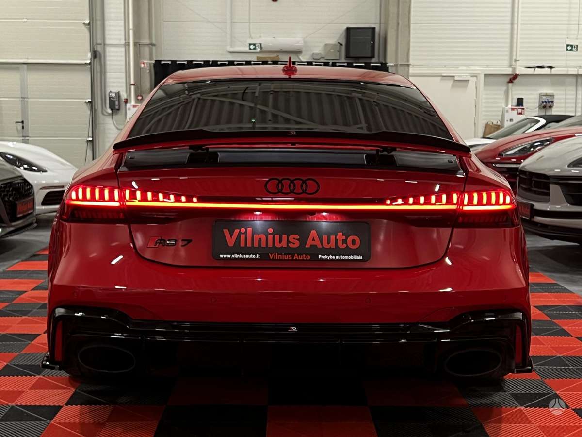 Audi RS 7, 4.0 l., Хэтчбек