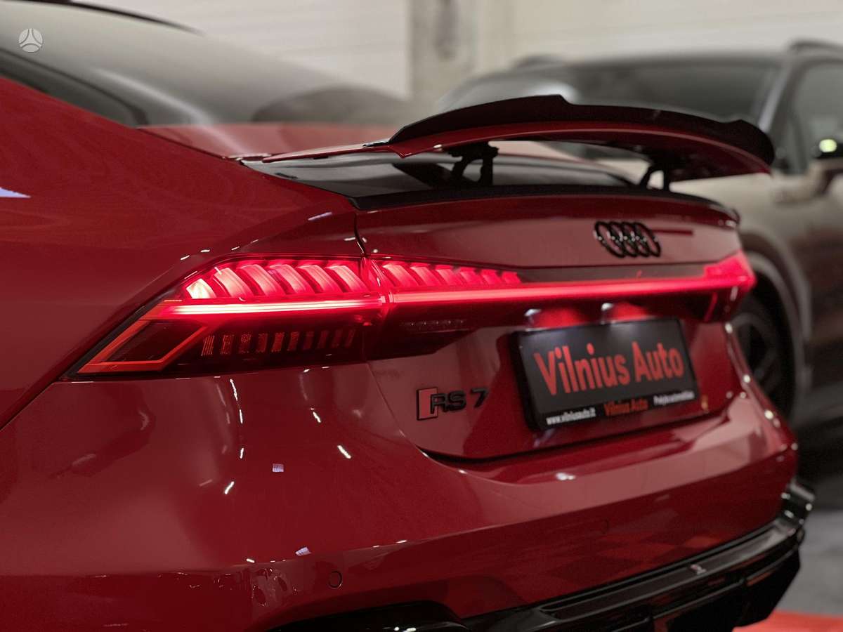 Audi RS 7, 4.0 l., Хэтчбек