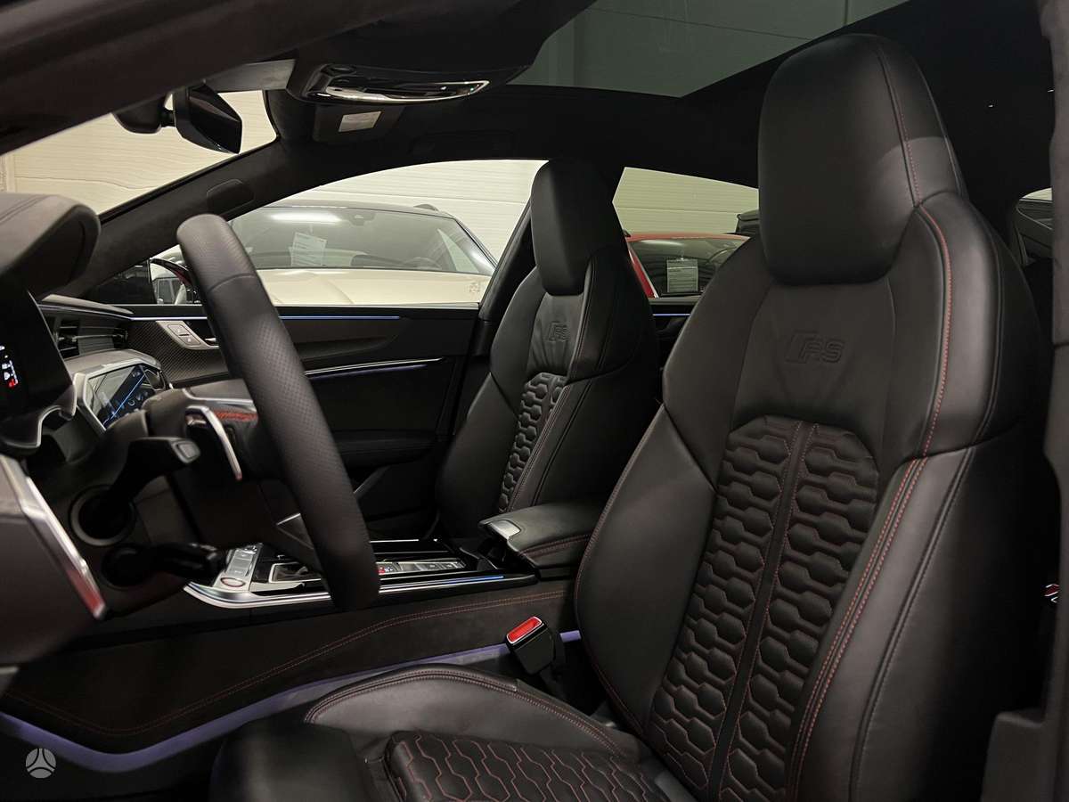Audi RS 7, 4.0 l., Хэтчбек
