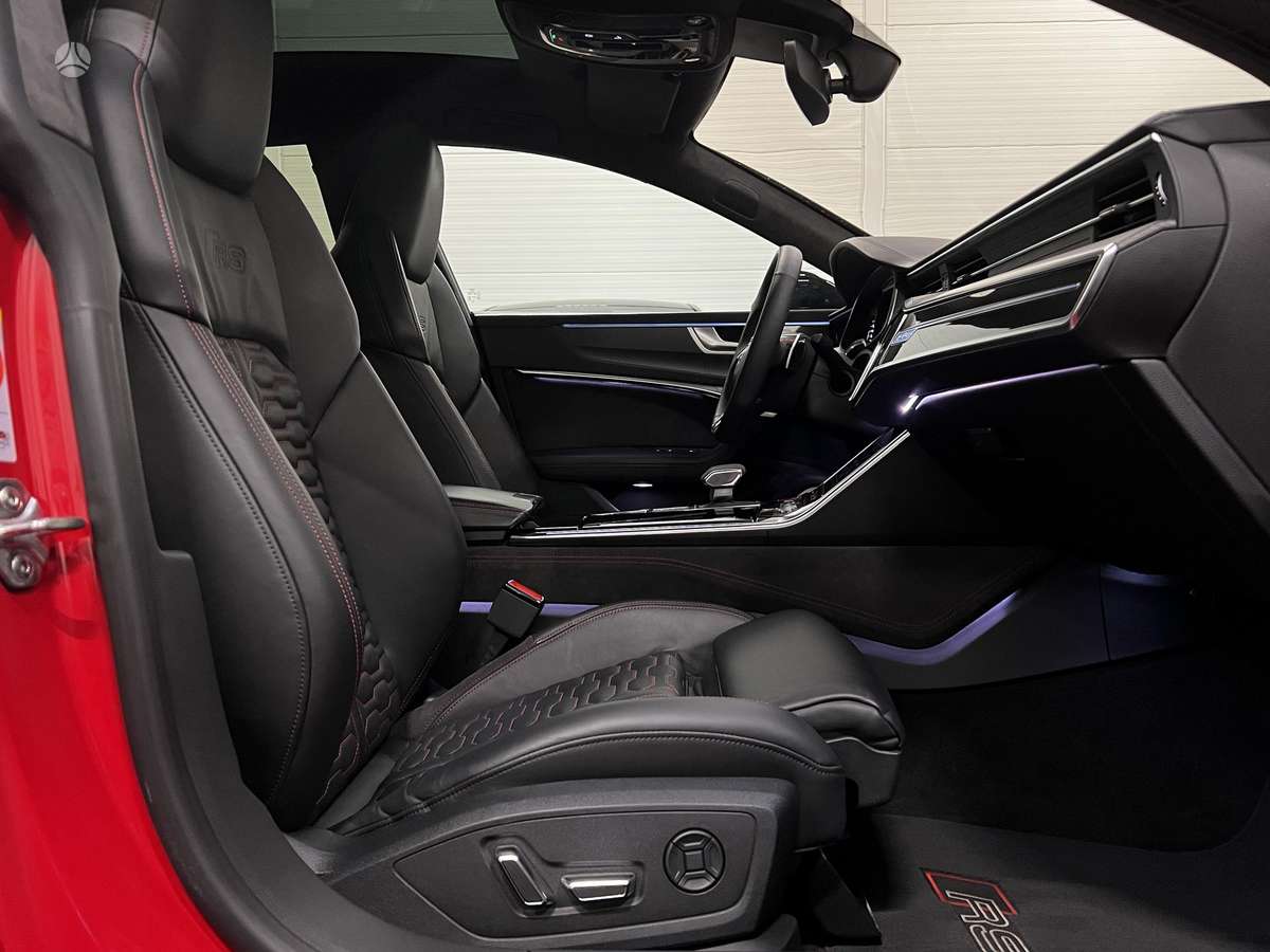 Audi RS 7, 4.0 l., Хэтчбек