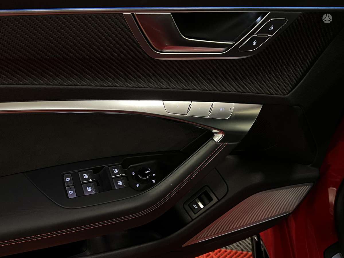 Audi RS 7, 4.0 l., Хэтчбек