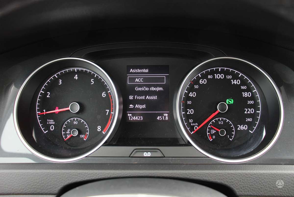 Volkswagen Golf - 7