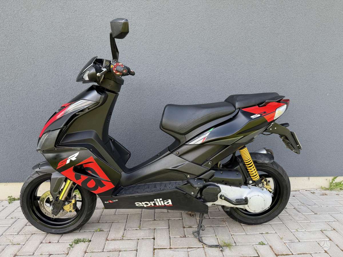 Aprilia SR 49cc, мотороллеры / мопеды