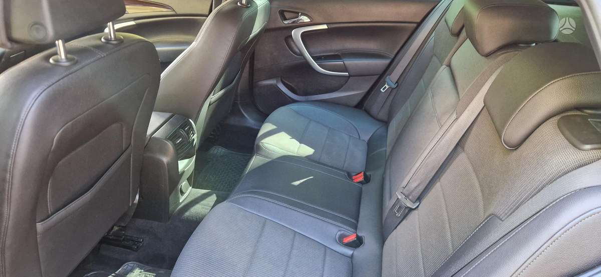 Opel Insignia, 2.0 l., Универсал