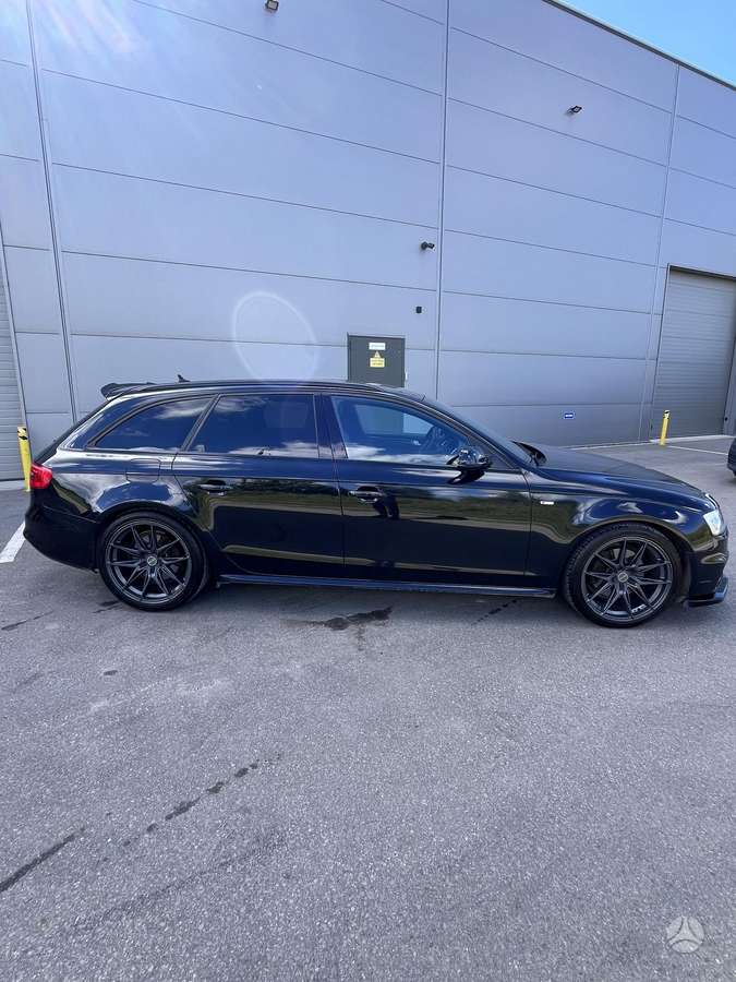 Audi A4, 2.0 l., Универсал
