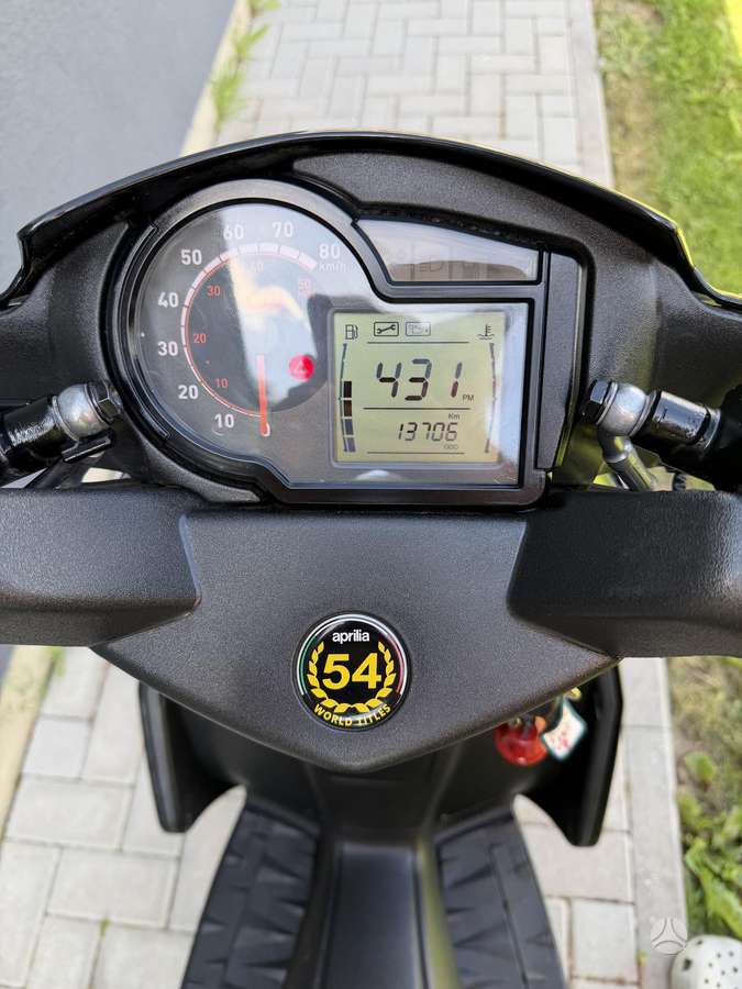 Aprilia SR 49cc, scooters / mopeds