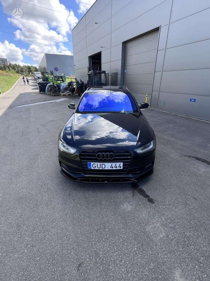 Audi A4, 2.0 l., Универсал
