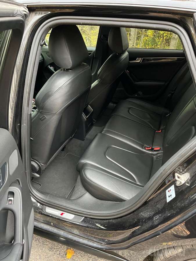 Audi A4, 2.0 l., Универсал