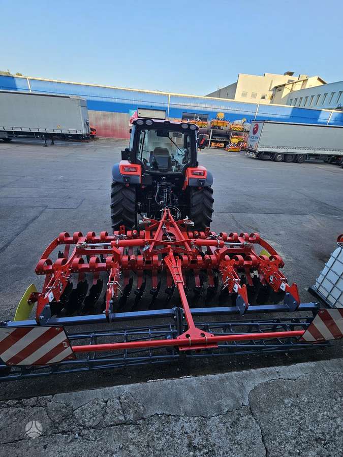 LKMZ DUCAT-4M, žemės dirbimo / ruošimo technika