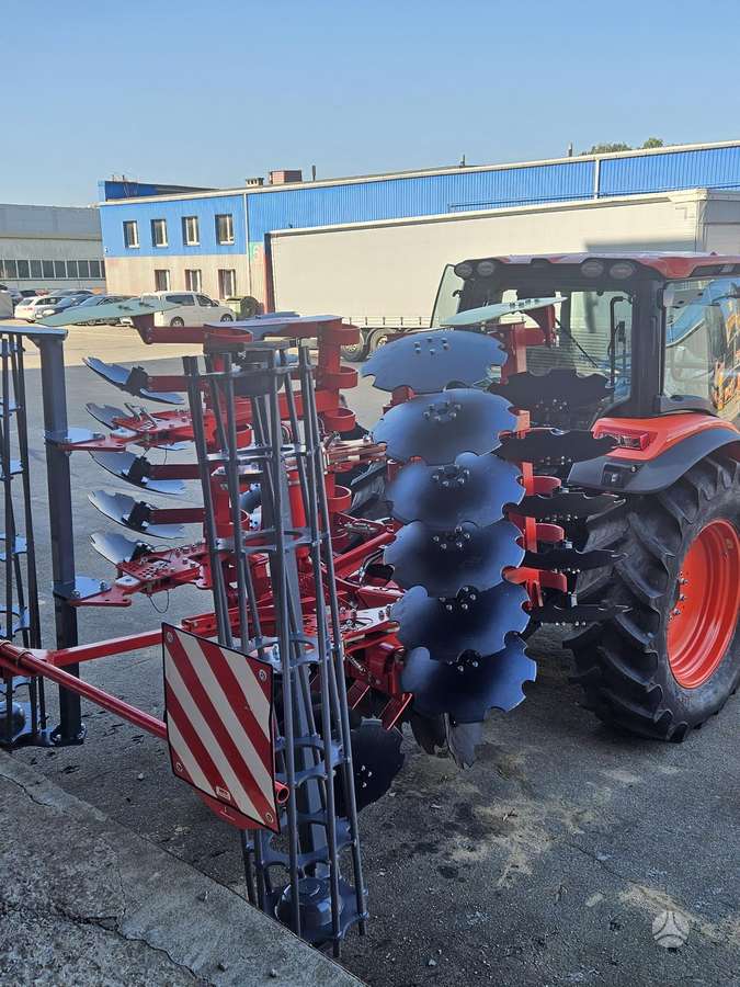 LKMZ DUCAT-4M, žemės dirbimo / ruošimo technika