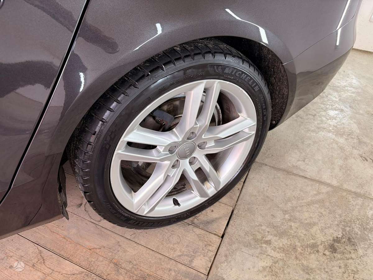 Audi A4, 2.0 l., universalas