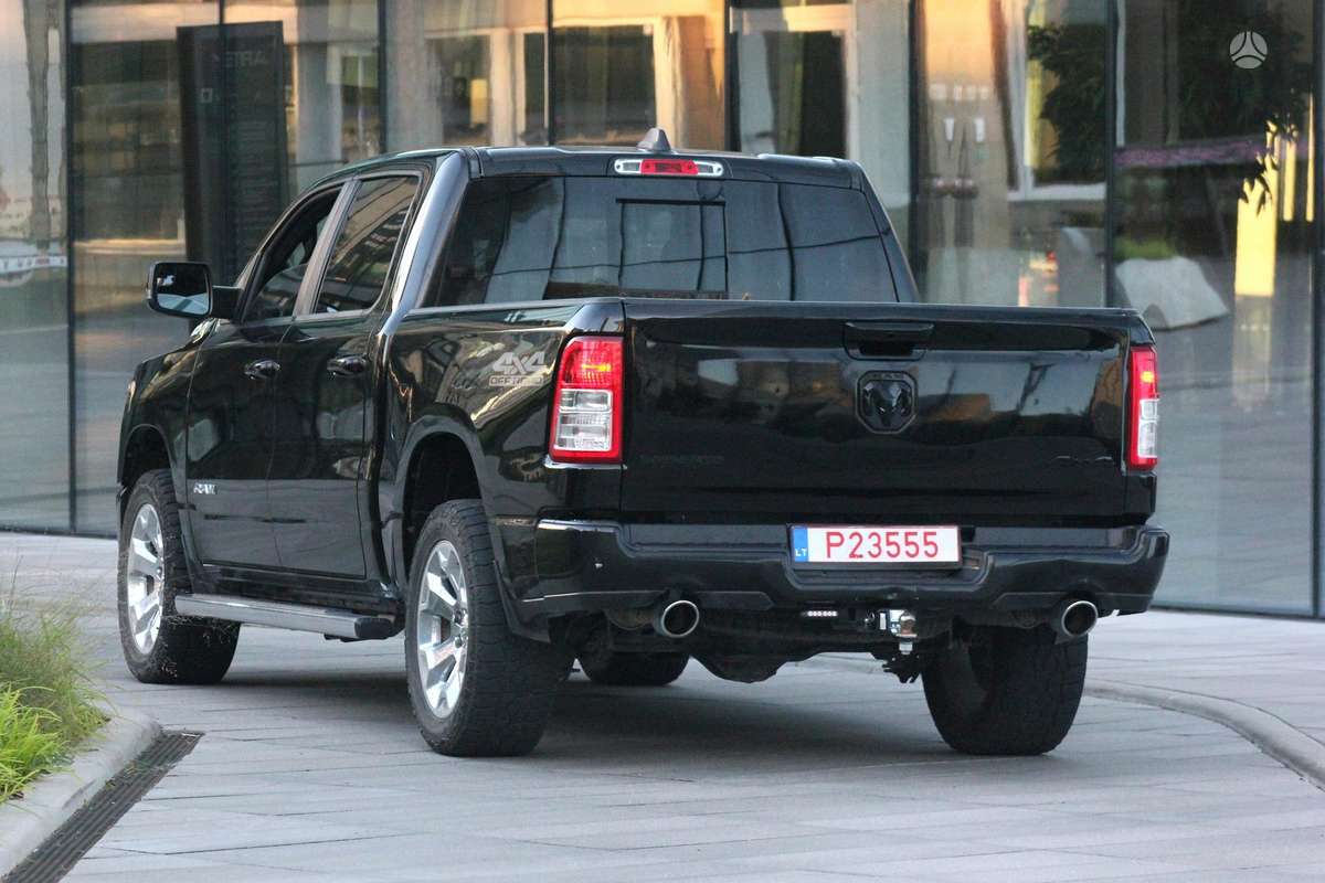 RAM 1500, 5.7 l., Пикап