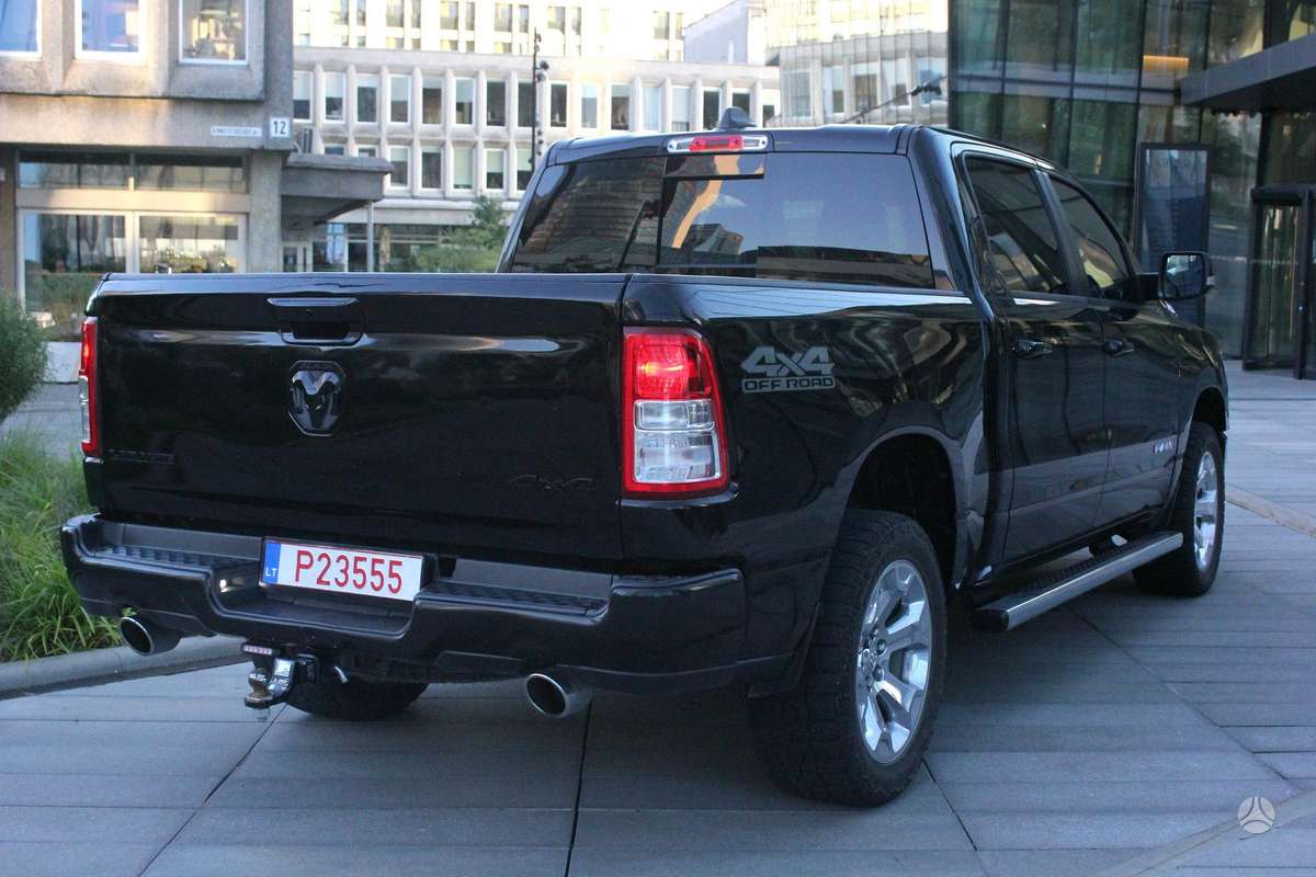 RAM 1500, 5.7 l., Пикап