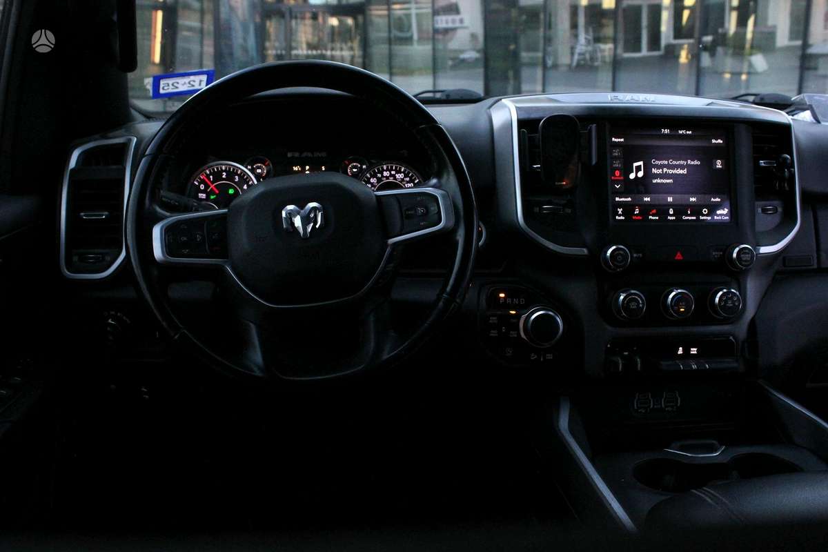 RAM 1500, 5.7 l., Пикап