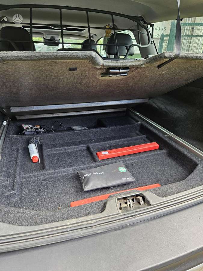 Volvo XC70, 2.4 l., wagon
