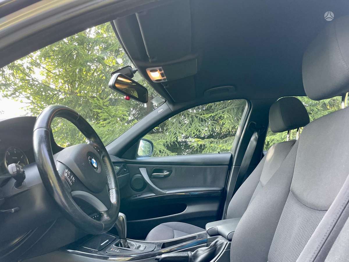 BMW 318, 2.0 l., wagon