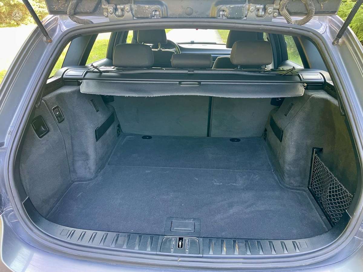 BMW 318, 2.0 l., wagon