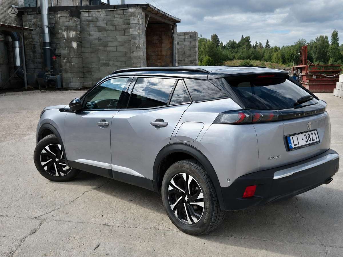 Peugeot 2008 - 4