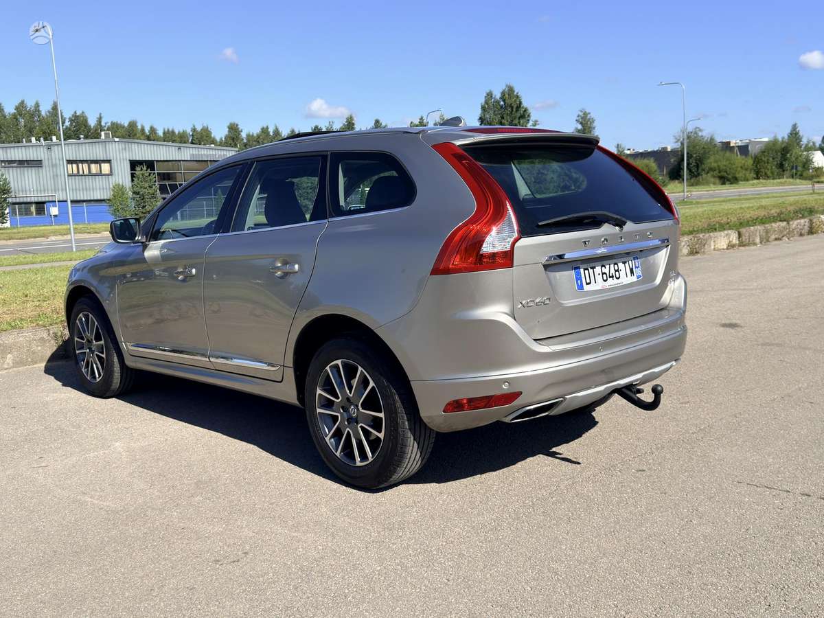 Volvo XC60, 2.4 l., Минивэн