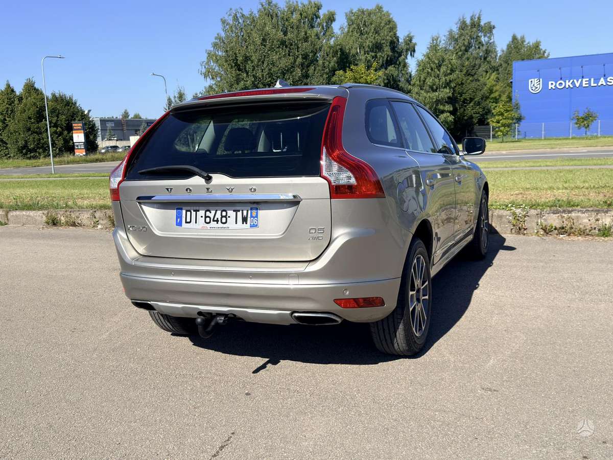 Volvo XC60, 2.4 l., Минивэн