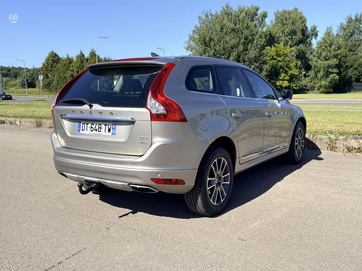 Volvo XC60, 2.4 l., Минивэн