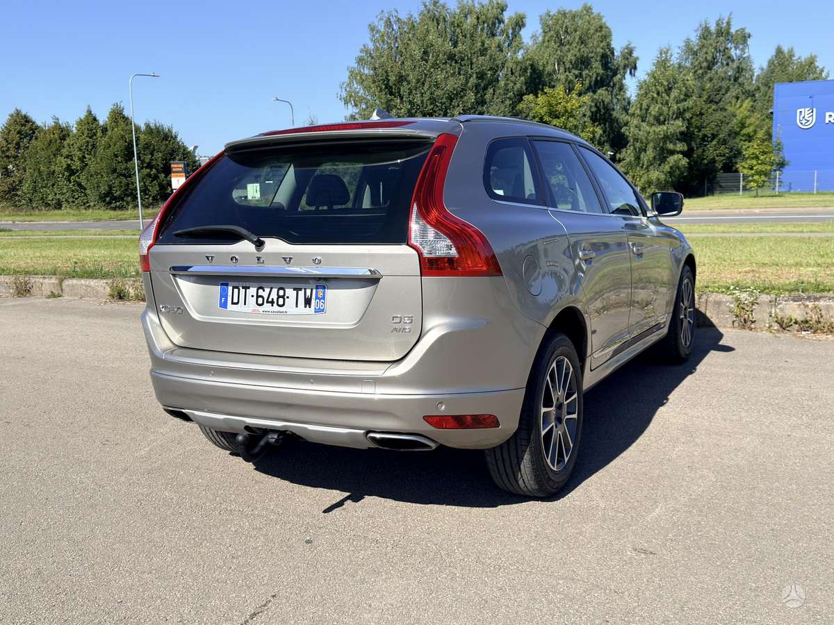Volvo XC60, 2.4 l., Минивэн
