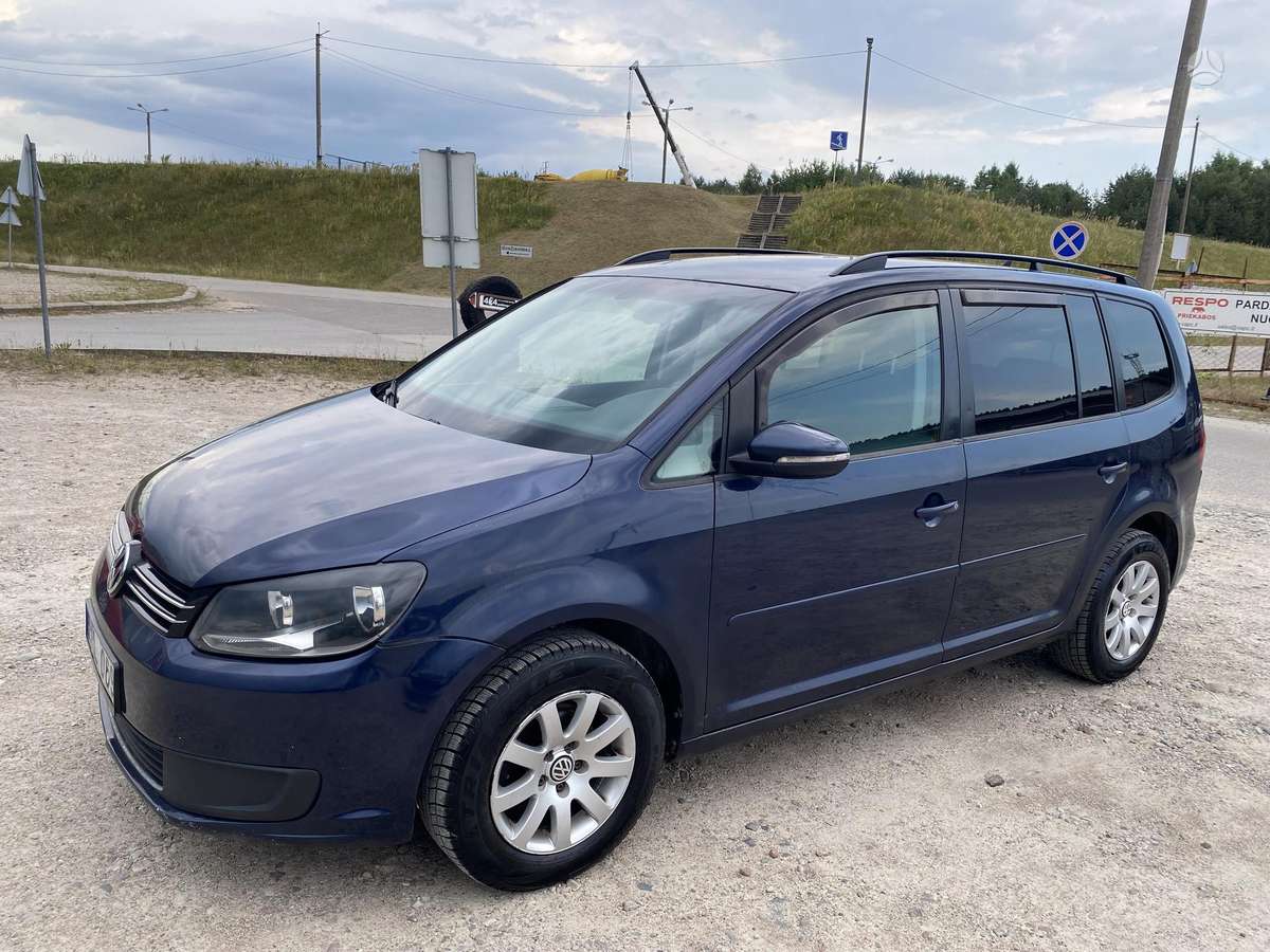 Volkswagen Touran - 2