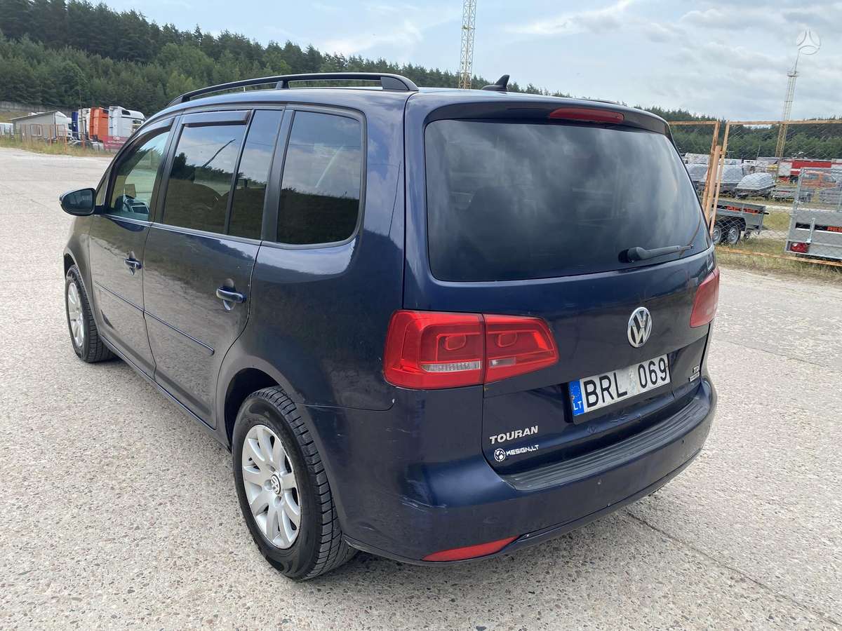 Volkswagen Touran - 5
