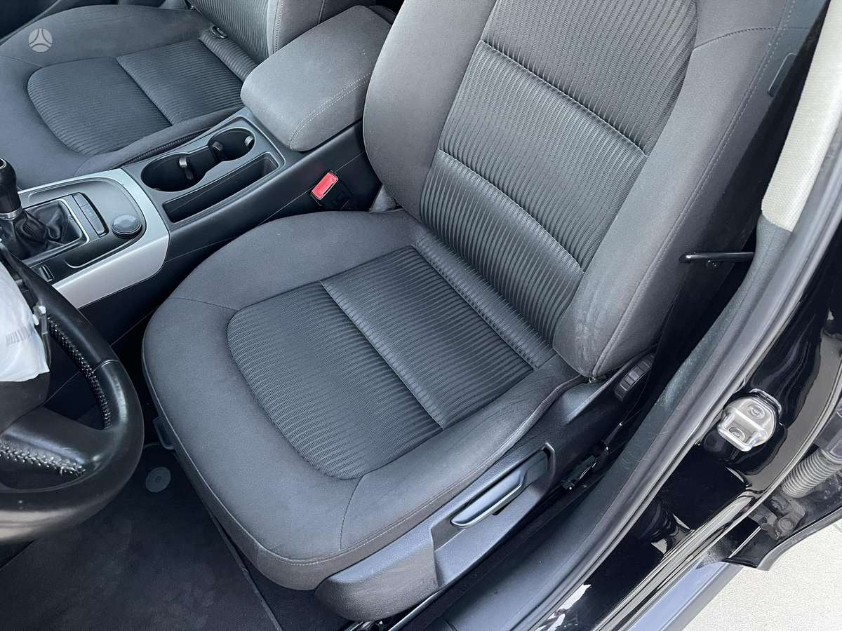 Audi A4, 2.0 l., Седан