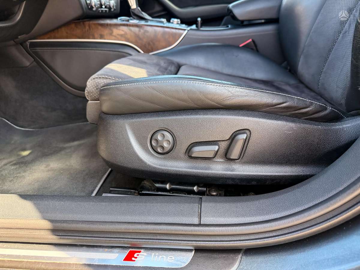 Audi A6, 3.0 l., wagon