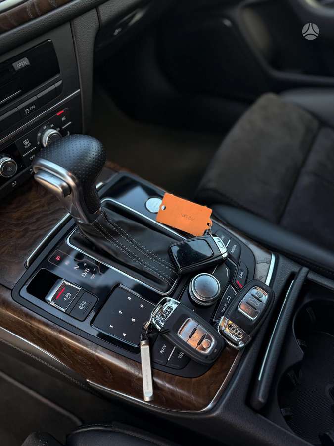 Audi A6, 3.0 l., wagon