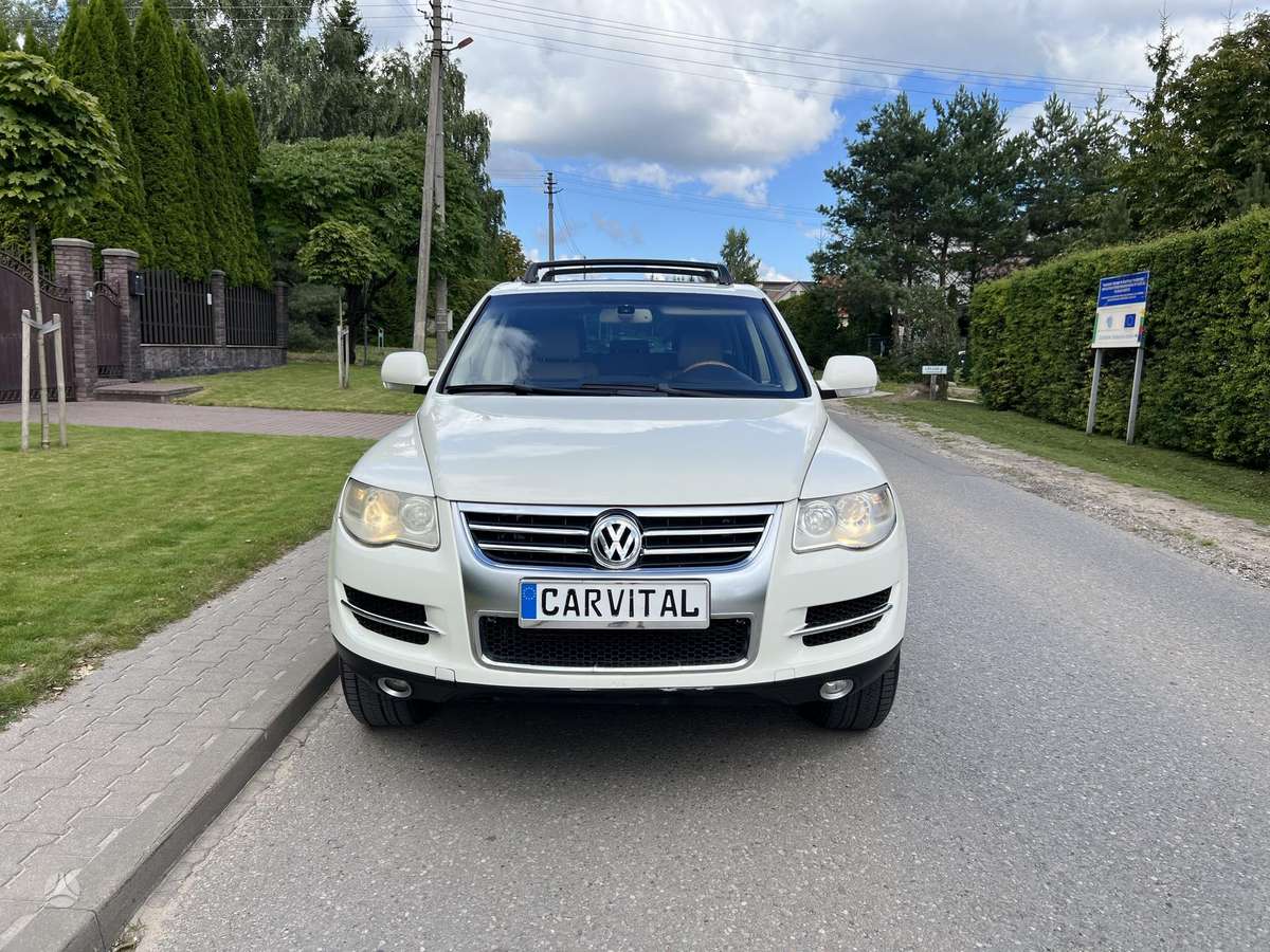 Volkswagen Touareg - 8