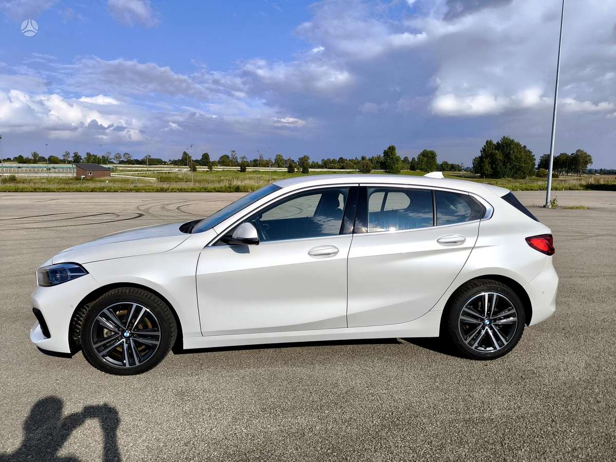 BMW 116, 1.5 l., hatchback