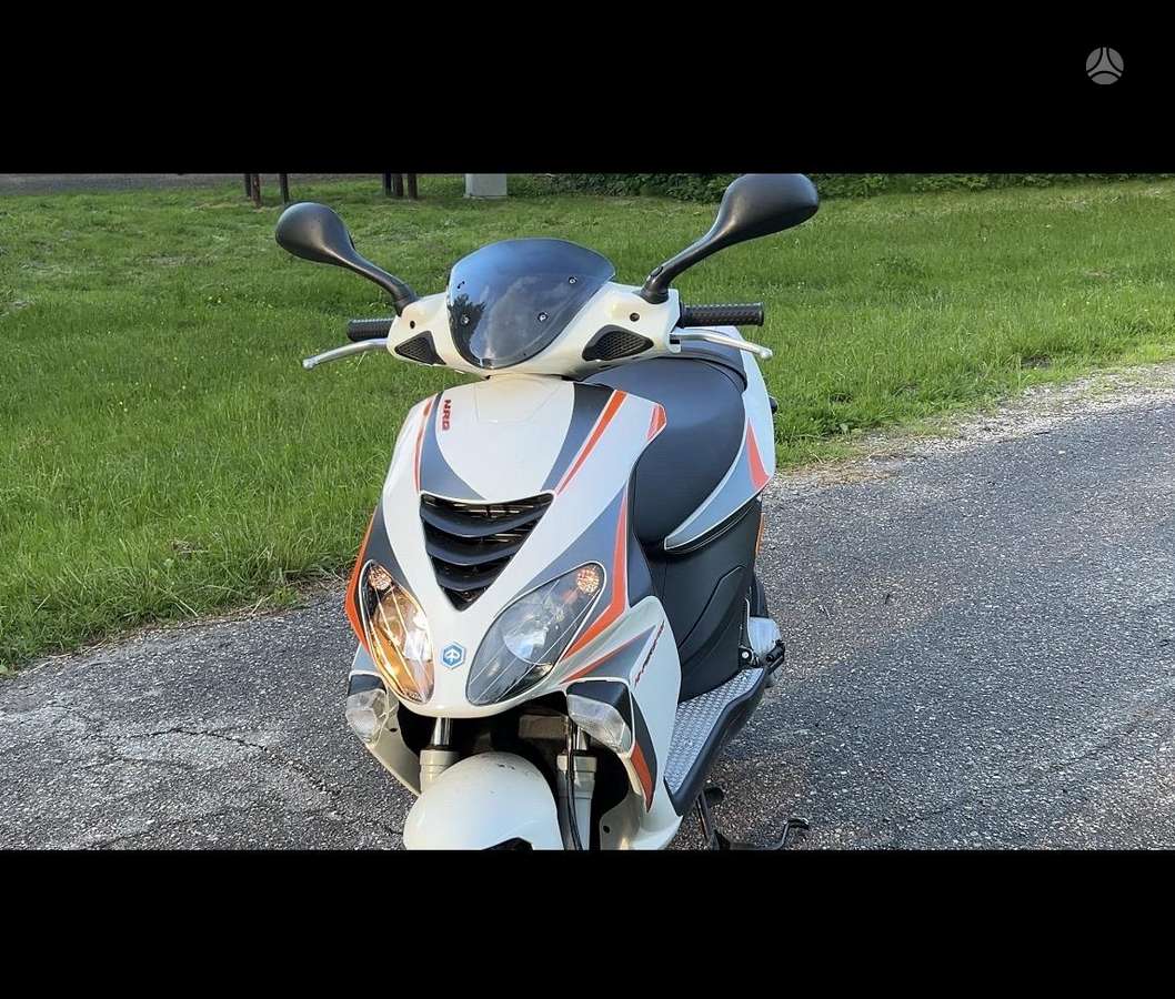 Piaggio NRG 50cc, scooters / mopeds