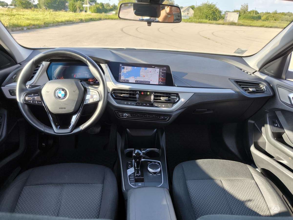 BMW 116, 1.5 l., hatchback