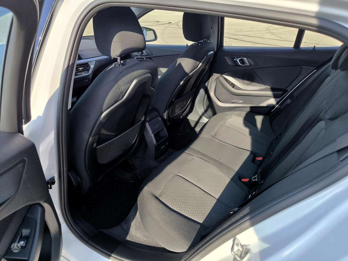 BMW 116, 1.5 l., hatchback