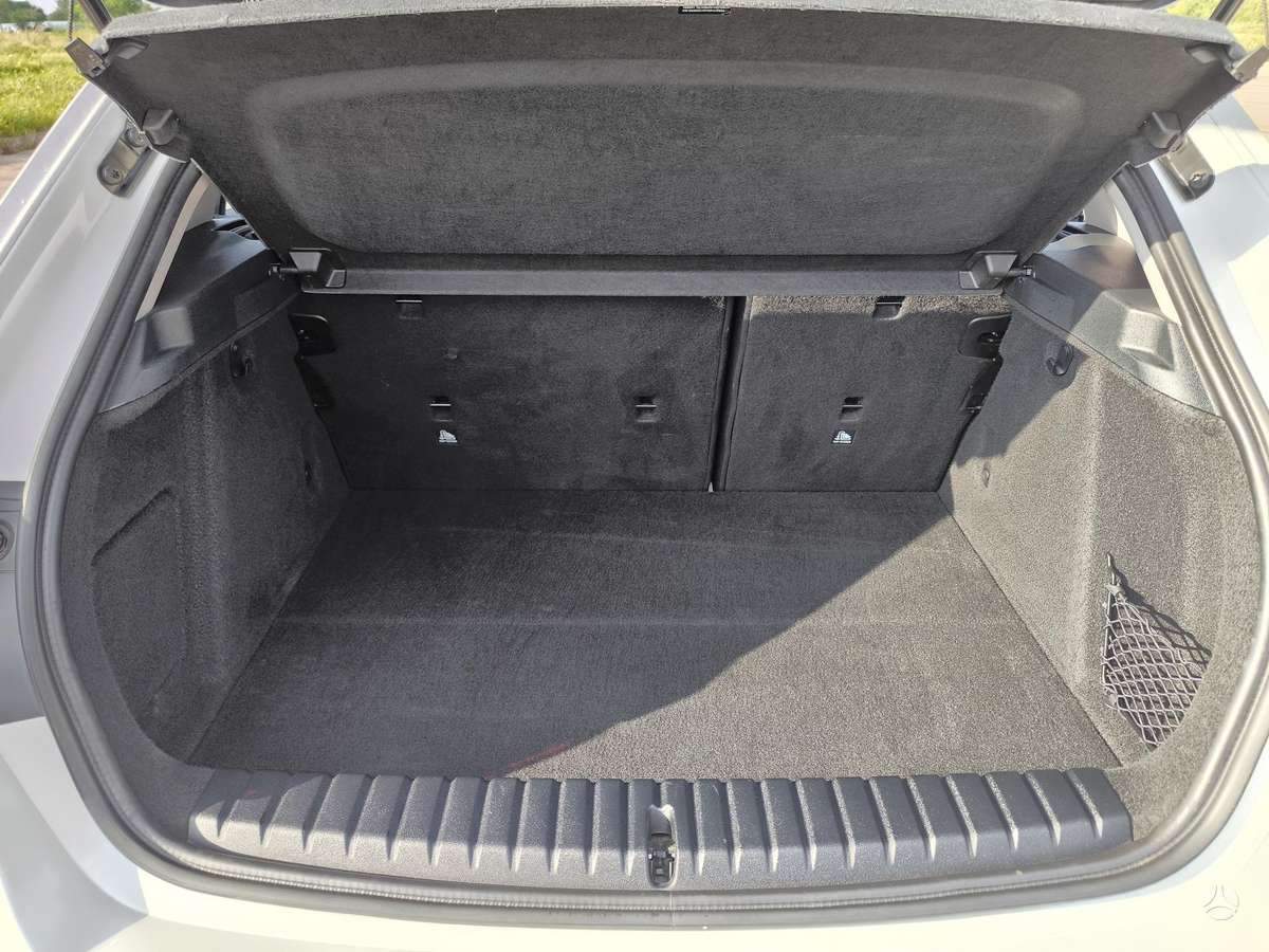 BMW 116, 1.5 l., hatchback