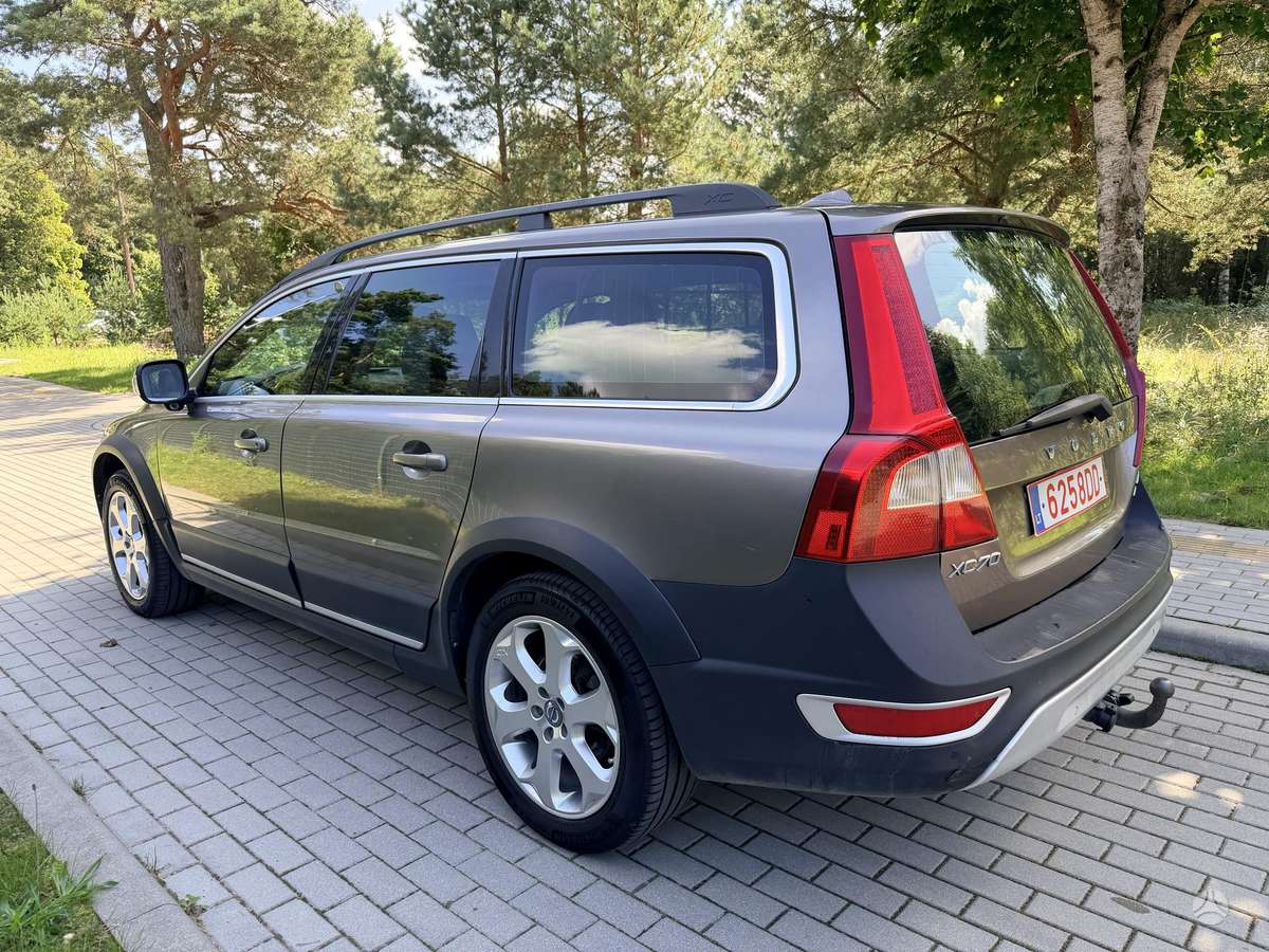 Volvo XC70, 2.4 l., Универсал