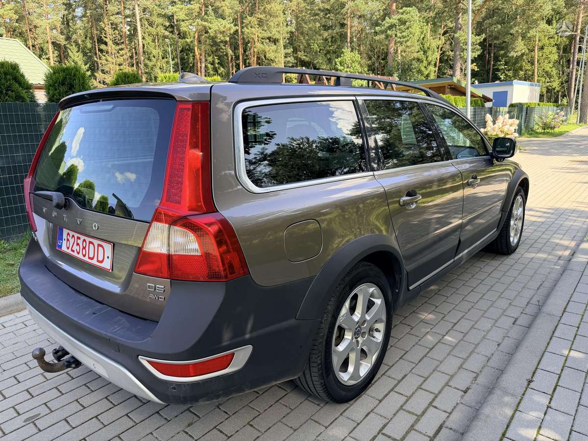 Volvo XC70, 2.4 l., Универсал