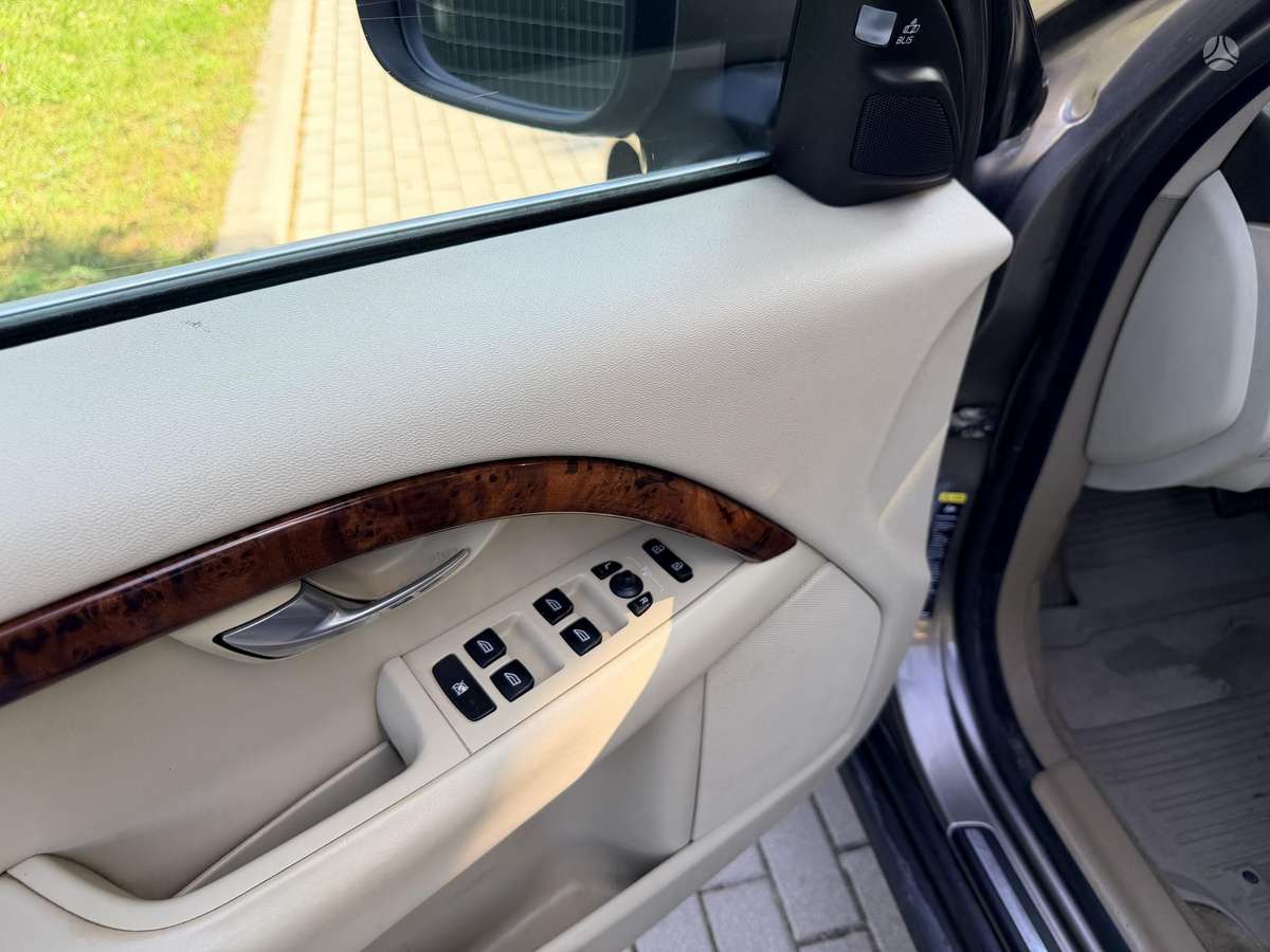 Volvo XC70, 2.4 l., Универсал